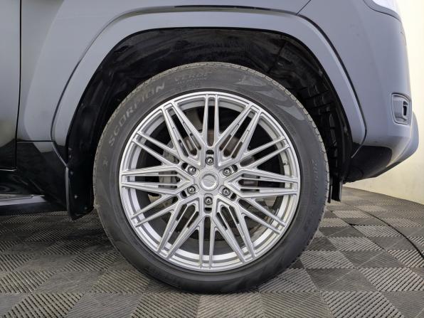 Toyota Land Cruiser 300 Series с пробегом 2022 года, цена 9 990 000 рублей, 57894 км, внедорожник, Автокод Объявления