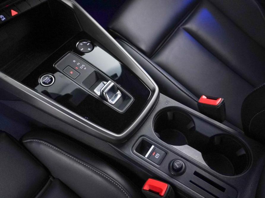 Audi A3 IV (8Y) Москва  - изображение 14