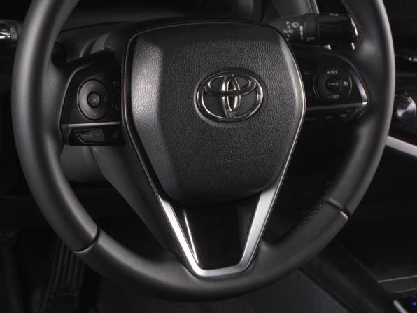Toyota Camry VIII (XV70) Рестайлинг с пробегом 2023 года, цена 3 339 000 рублей, 73657 км, седан, Автокод Объявления