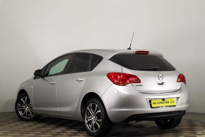 Opel Astra J с пробегом 2012 года, цена 579 000 рублей, 220000 км, хэтчбек, Автокод Объявления
