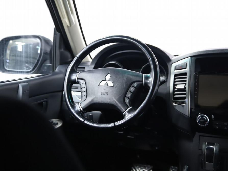 Mitsubishi Pajero IV Рестайлинг 2 Уфа  - изображение 17