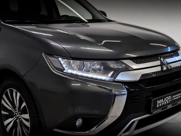 Mitsubishi Outlander III Рестайлинг 3 с пробегом 2020 года, цена 2 200 000 рублей, 92167 км, внедорожник, Автокод Объявления