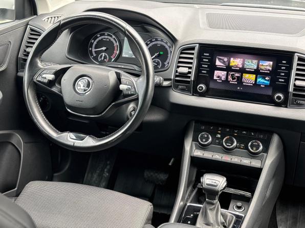 Skoda Karoq I с пробегом 2020 года, цена 2 090 000 рублей, 136181 км, внедорожник, Автокод Объявления