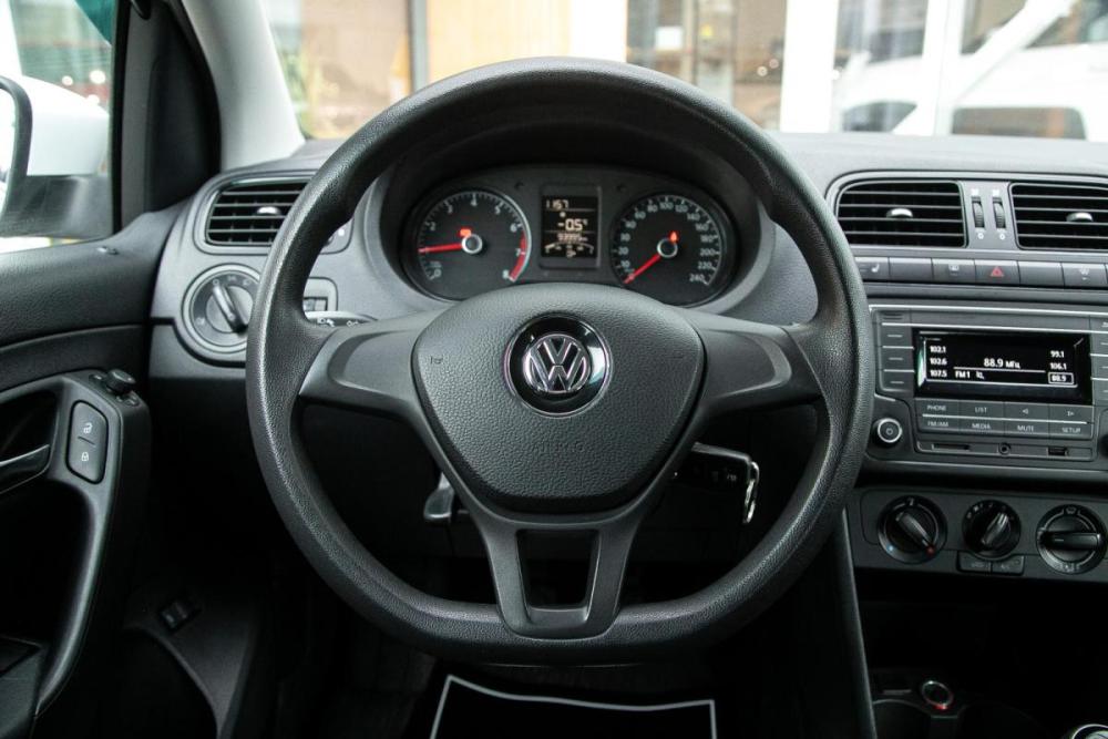 Volkswagen Polo V Рестайлинг Иркутск  - изображение 16