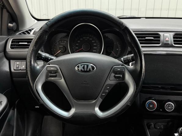 Kia Rio III Рестайлинг с пробегом 2015 года, цена 1 131 000 рублей, 167309 км, седан, Автокод Объявления