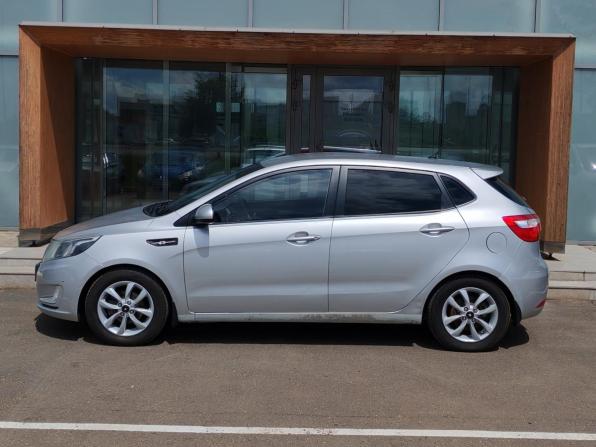 Kia Rio III с пробегом 2013 года, цена 650 000 рублей, 237409 км, хэтчбек, Автокод Объявления