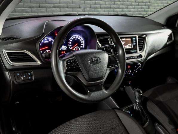 Hyundai Solaris II с пробегом 2020 года, цена 1 500 000 рублей, 134212 км, седан, Автокод Объявления
