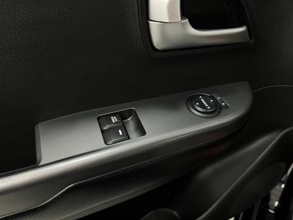 Kia Rio III Рестайлинг с пробегом 2016 года, цена 1 299 001 рубль, 90637 км, хэтчбек, Автокод Объявления