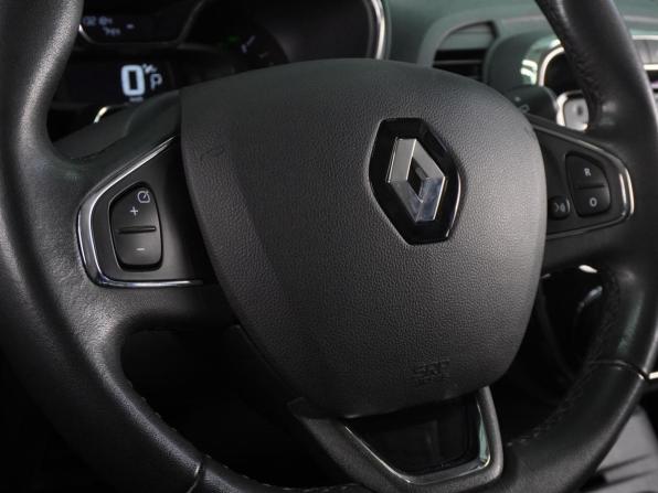 Renault Kaptur I с пробегом 2016 года, цена 1 499 000 рублей, 132182 км, внедорожник, Автокод Объявления