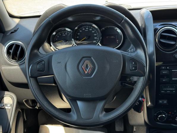 Renault Duster I Рестайлинг с пробегом 2015 года, цена 1 320 000 рублей, 126000 км, внедорожник, Автокод Объявления