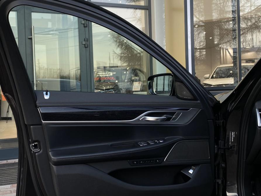 BMW 7 серии VI (G11/G12) Рестайлинг Москва  - изображение 19
