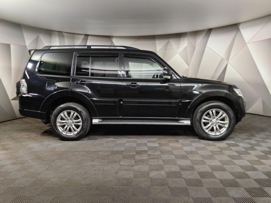 Mitsubishi Pajero IV Рестайлинг 1 Москва  - изображение 6