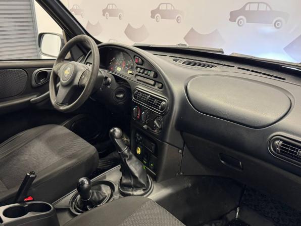 Chevrolet Niva I Рестайлинг с пробегом 2013 года, цена 525 000 рублей, 184035 км, внедорожник, Автокод Объявления