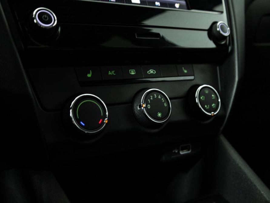 Skoda Octavia III (A7) Рестайлинг Санкт-Петербург  - изображение 15