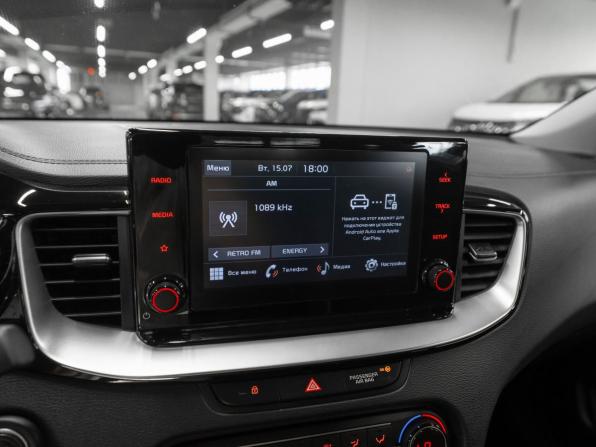 Kia Ceed III Рестайлинг с пробегом 2021 года, цена 2 290 000 рублей, 63000 км, универсал, Автокод Объявления