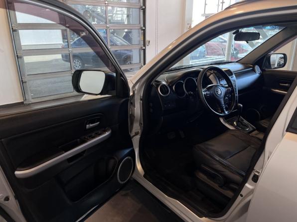 Suzuki Grand Vitara II Рестайлинг с пробегом 2010 года, цена 1 145 000 рублей, 178483 км, внедорожник, Автокод Объявления