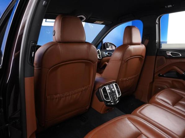Porsche Cayenne II Рестайлинг (958) с пробегом 2016 года, цена 4 599 077 рублей, 247608 км, внедорожник, Автокод Объявления