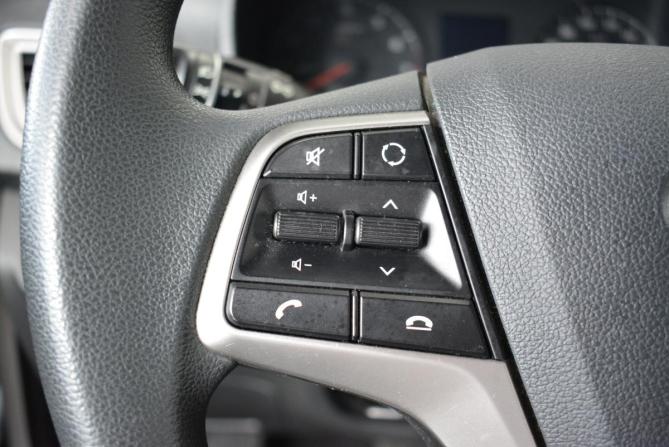 Hyundai Solaris II Рестайлинг с пробегом 2021 года, цена 1 698 000 рублей, 50000 км, седан, Автокод Объявления