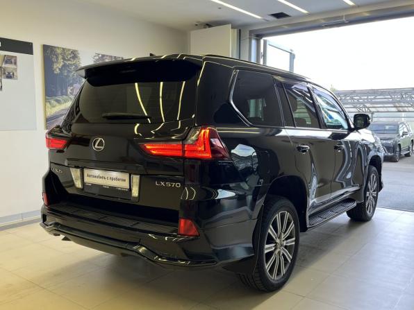 Lexus LX III Рестайлинг 2 с пробегом 2017 года, цена 7 900 000 рублей, 160000 км, внедорожник, Автокод Объявления