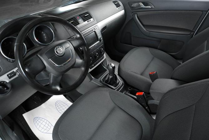 Skoda Yeti I с пробегом 2012 года, цена 939 000 рублей, 222000 км, внедорожник, Автокод Объявления