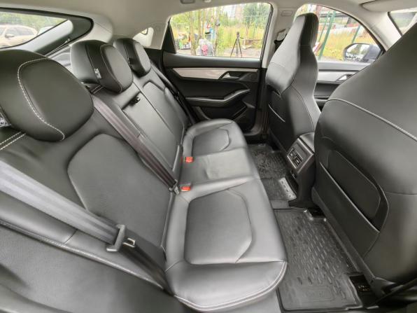JAC J7 I с пробегом 2022 года, цена 1 289 000 рублей, 28081 км, лифтбек, Автокод Объявления