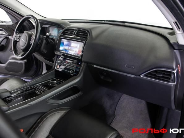 Jaguar F-Pace I с пробегом 2017 года, цена 3 088 000 рублей, 58859 км, внедорожник, Автокод Объявления