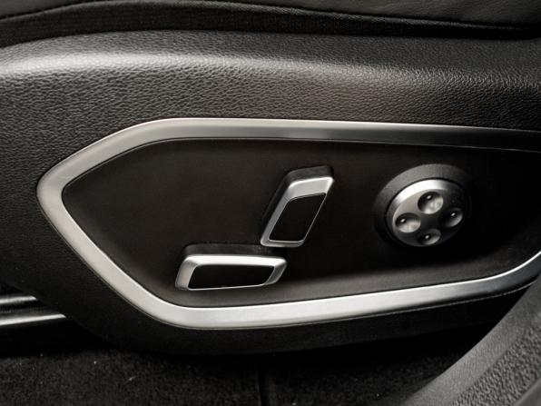 Geely Tugella I Рестайлинг с пробегом 2023 года, цена 2 990 000 рублей, 27896 км, внедорожник, Автокод Объявления