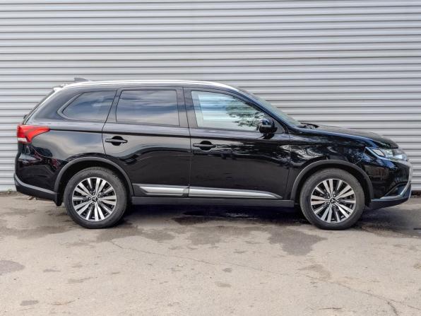 Mitsubishi Outlander III Рестайлинг 3 с пробегом 2020 года, цена 2 190 000 рублей, 104905 км, внедорожник, Автокод Объявления