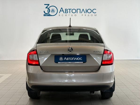 Skoda Rapid I Рестайлинг с пробегом 2019 года, цена 1 120 000 рублей, 170000 км, лифтбек, Автокод Объявления