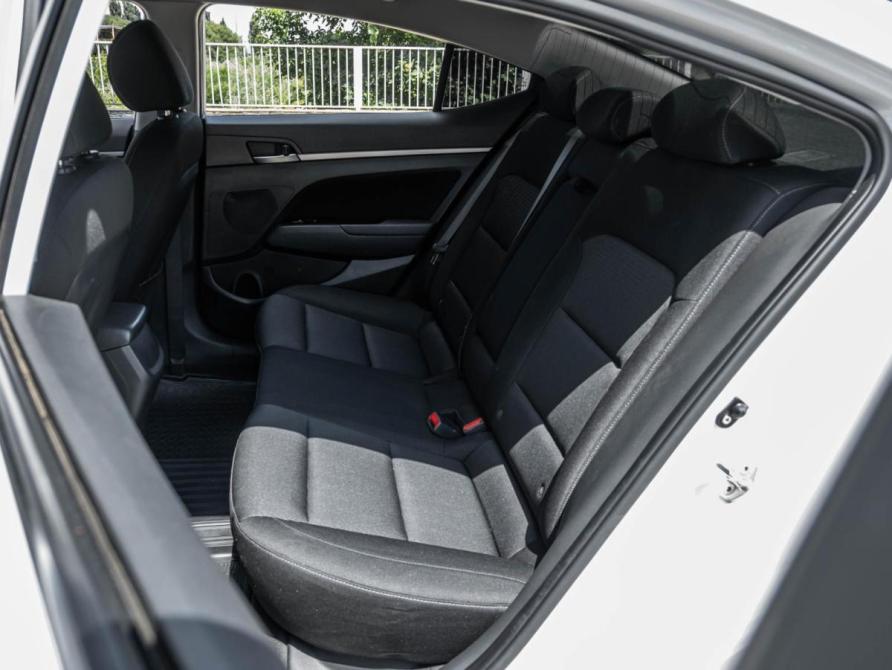 Hyundai Elantra VI (AD) Ставрополь  - изображение 9