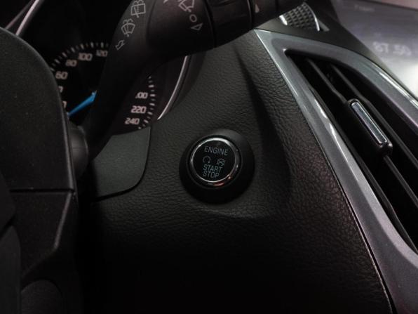 Ford Focus III с пробегом 2015 года, цена 749 000 рублей, 195128 км, универсал, Автокод Объявления
