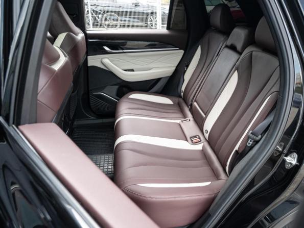 Geely Monjaro I с пробегом 2023 года, цена 3 100 000 рублей, 61220 км, внедорожник, Автокод Объявления
