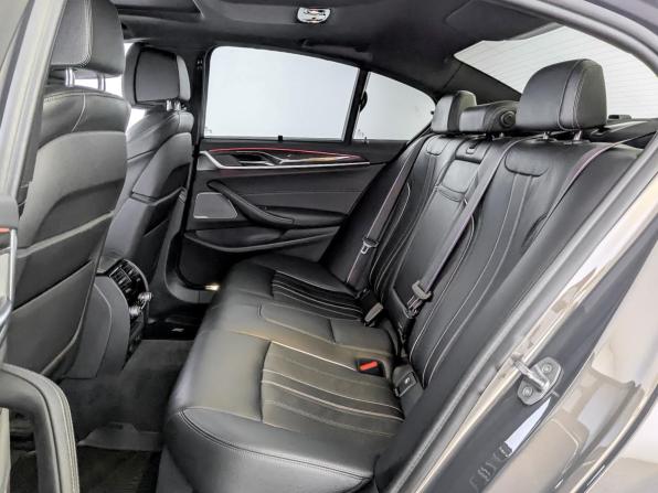 BMW 5 серии VII (G30/G31/G38) с пробегом 2018 года, цена 4 950 000 рублей, 104100 км, седан, Автокод Объявления