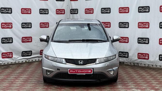 Honda Civic VIII Рестайлинг с пробегом 2008 года, цена 400 000 рублей, 303128 км, хэтчбек, Автокод Объявления