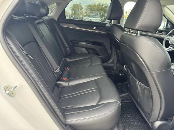 Kia K5 III с пробегом 2020 года, цена 2 520 000 рублей, 122938 км, седан, Автокод Объявления