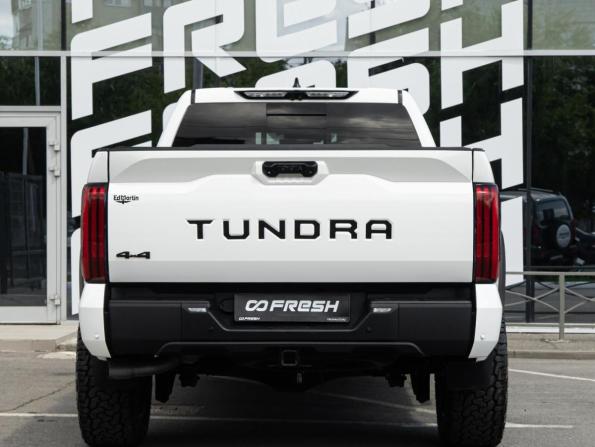 Toyota Tundra III с пробегом 2022 года, цена 7 550 000 рублей, 31852 км, offers.body_type.unknown, Автокод Объявления