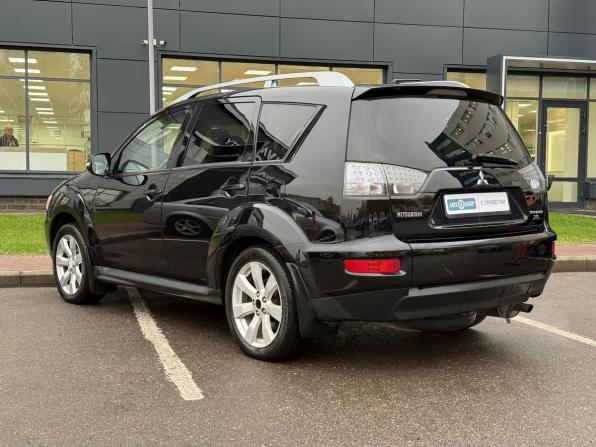 Mitsubishi Outlander II Рестайлинг с пробегом 2009 года, цена 929 000 рублей, 299002 км, внедорожник, Автокод Объявления