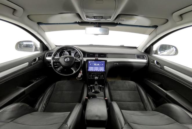 Skoda Superb II с пробегом 2013 года, цена 920 000 рублей, 275970 км, лифтбек, Автокод Объявления