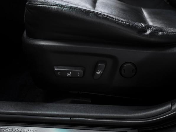 Toyota Camry VII (XV50) с пробегом 2013 года, цена 1 460 000 рублей, 282730 км, седан, Автокод Объявления