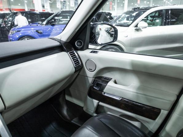 Land Rover Range Rover IV с пробегом 2013 года, цена 2 999 700 рублей, 211019 км, внедорожник, Автокод Объявления
