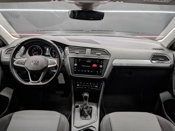 Volkswagen Tiguan II Рестайлинг с пробегом 2021 года, цена 2 655 000 рублей, 74000 км, внедорожник, Автокод Объявления