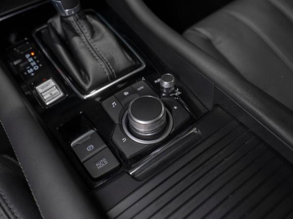 Mazda 6 III (GJ) Рестайлинг 2 с пробегом 2021 года, цена 3 040 000 рублей, 53065 км, седан, Автокод Объявления