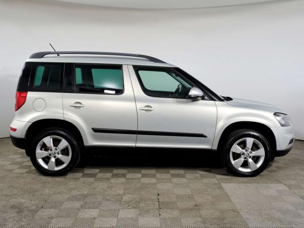 Skoda Yeti I Рестайлинг с пробегом 2015 года, цена 1 098 000 рублей, 214122 км, внедорожник, Автокод Объявления