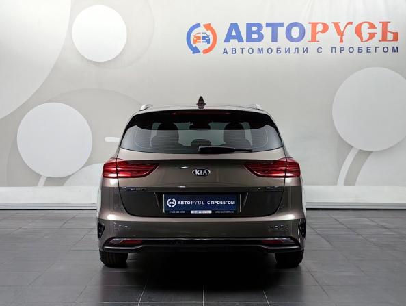 Kia Ceed III с пробегом 2020 года, цена 1 785 000 рублей, 96138 км, универсал, Автокод Объявления