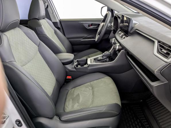 Toyota RAV4 V (XA50) с пробегом 2025 года, цена 4 150 000 рублей, 6840 км, внедорожник, Автокод Объявления