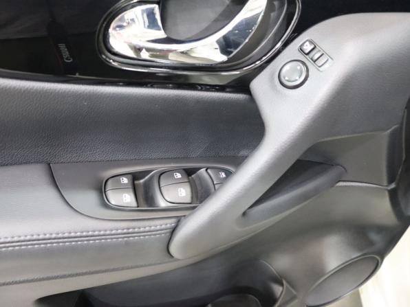 Nissan Qashqai II Рестайлинг с пробегом 2021 года, цена 1 999 000 рублей, 31904 км, внедорожник, Автокод Объявления