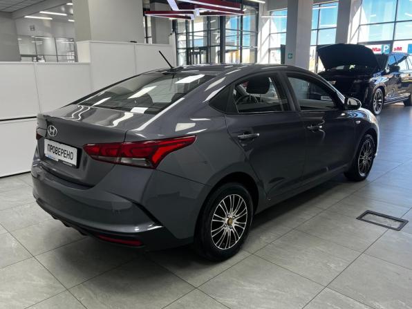 Hyundai Solaris II Рестайлинг с пробегом 2022 года, цена 1 590 000 рублей, 87208 км, седан, Автокод Объявления