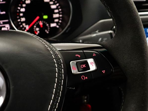 Volkswagen Jetta VI Рестайлинг с пробегом 2016 года, цена 1 459 000 рублей, 222622 км, седан, Автокод Объявления