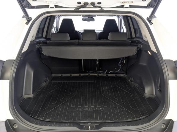Toyota RAV4 V (XA50) с пробегом 2021 года, цена 3 750 000 рублей, 83536 км, внедорожник, Автокод Объявления