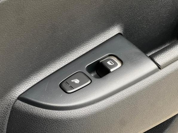 Kia Rio IV с пробегом 2019 года, цена 1 550 000 рублей, 95000 км, хэтчбек, Автокод Объявления